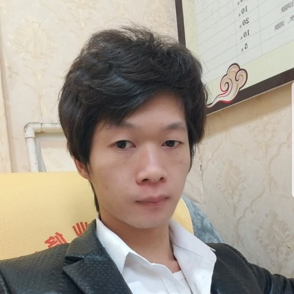 小松鼠矮小的照片