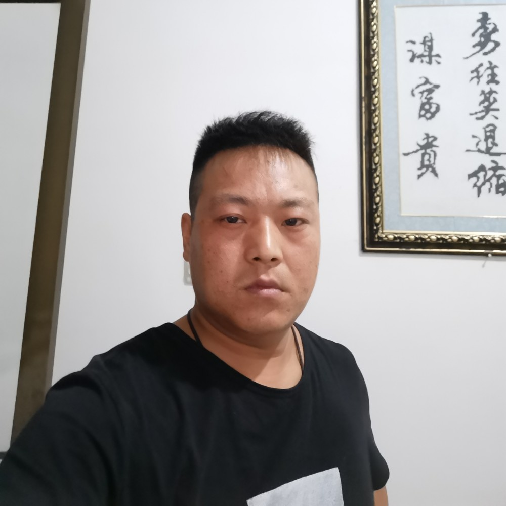 夜色孤城的照片