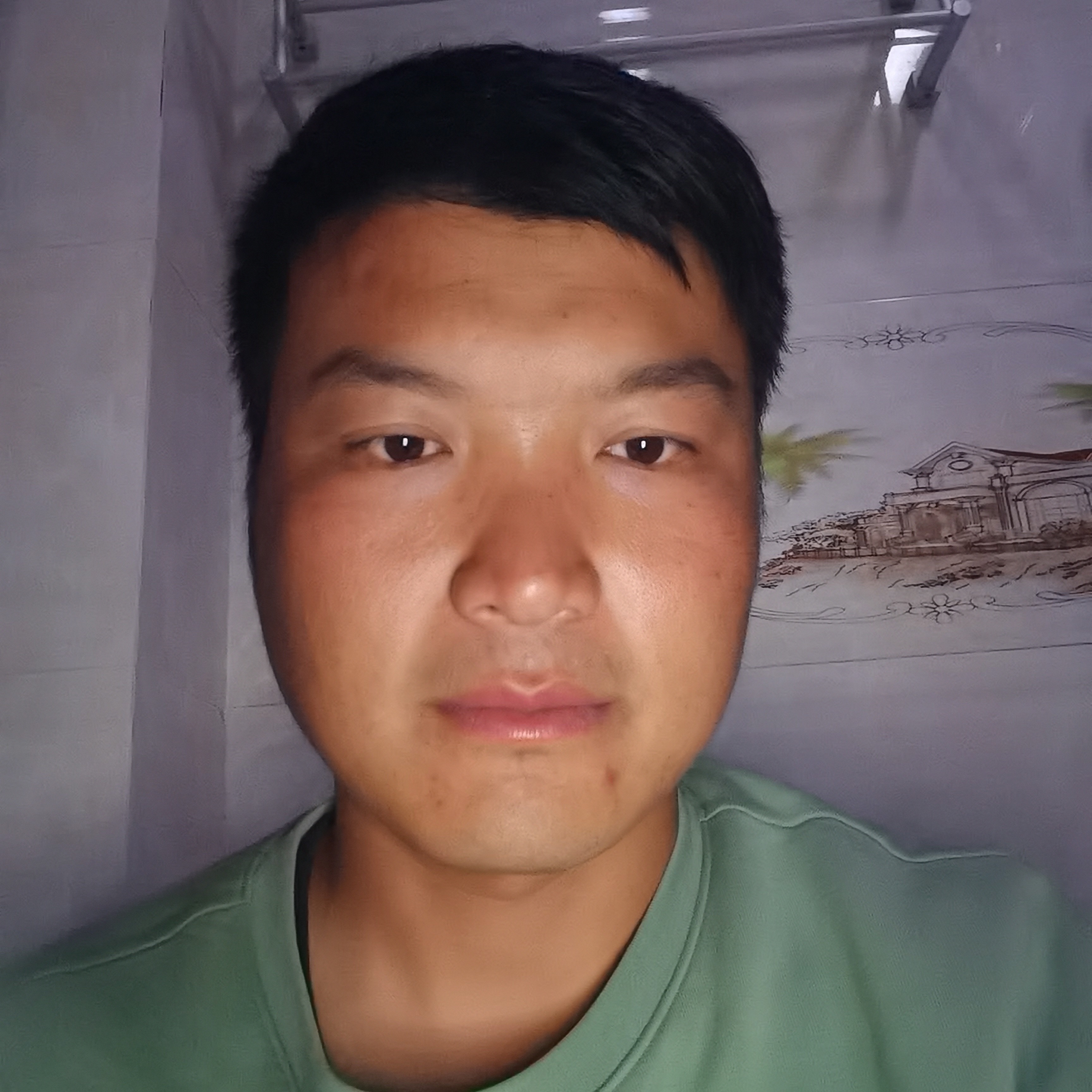 欢呼有纸鹤的照片