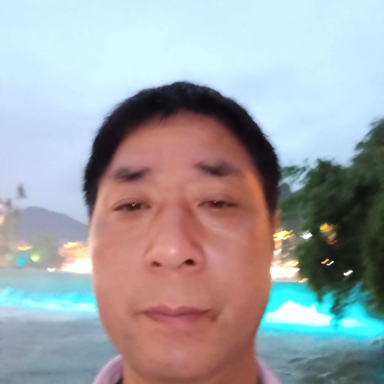 醉熏踢芒果的照片