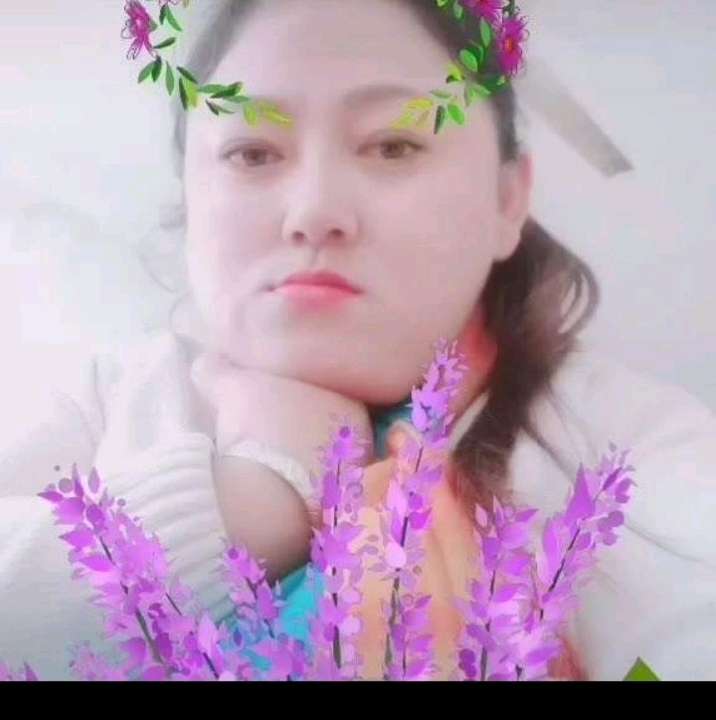帽子苦恋陶醉的照片