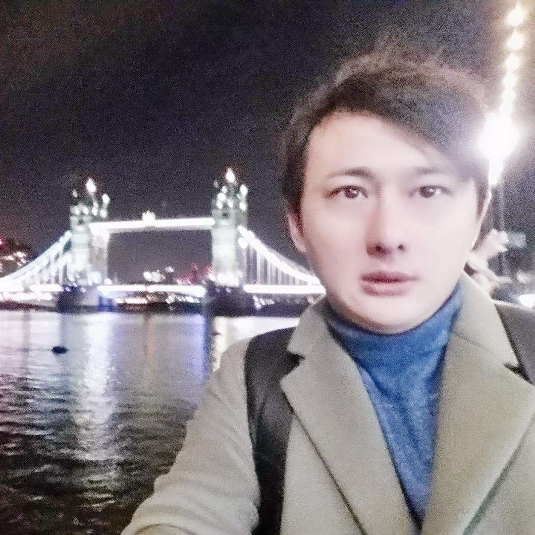东北六阿哥的照片