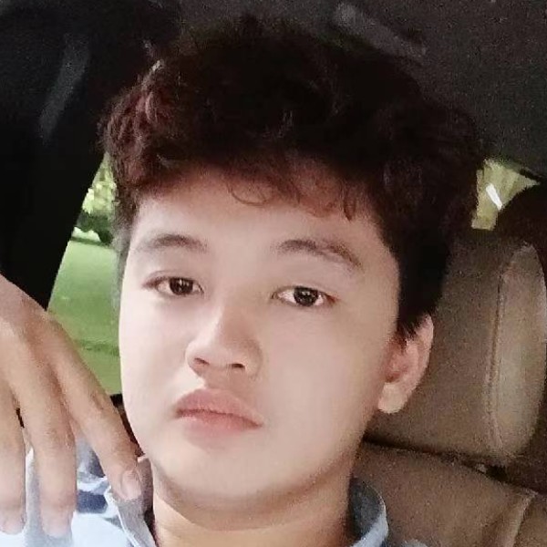 忘忧深拥霸气的照片