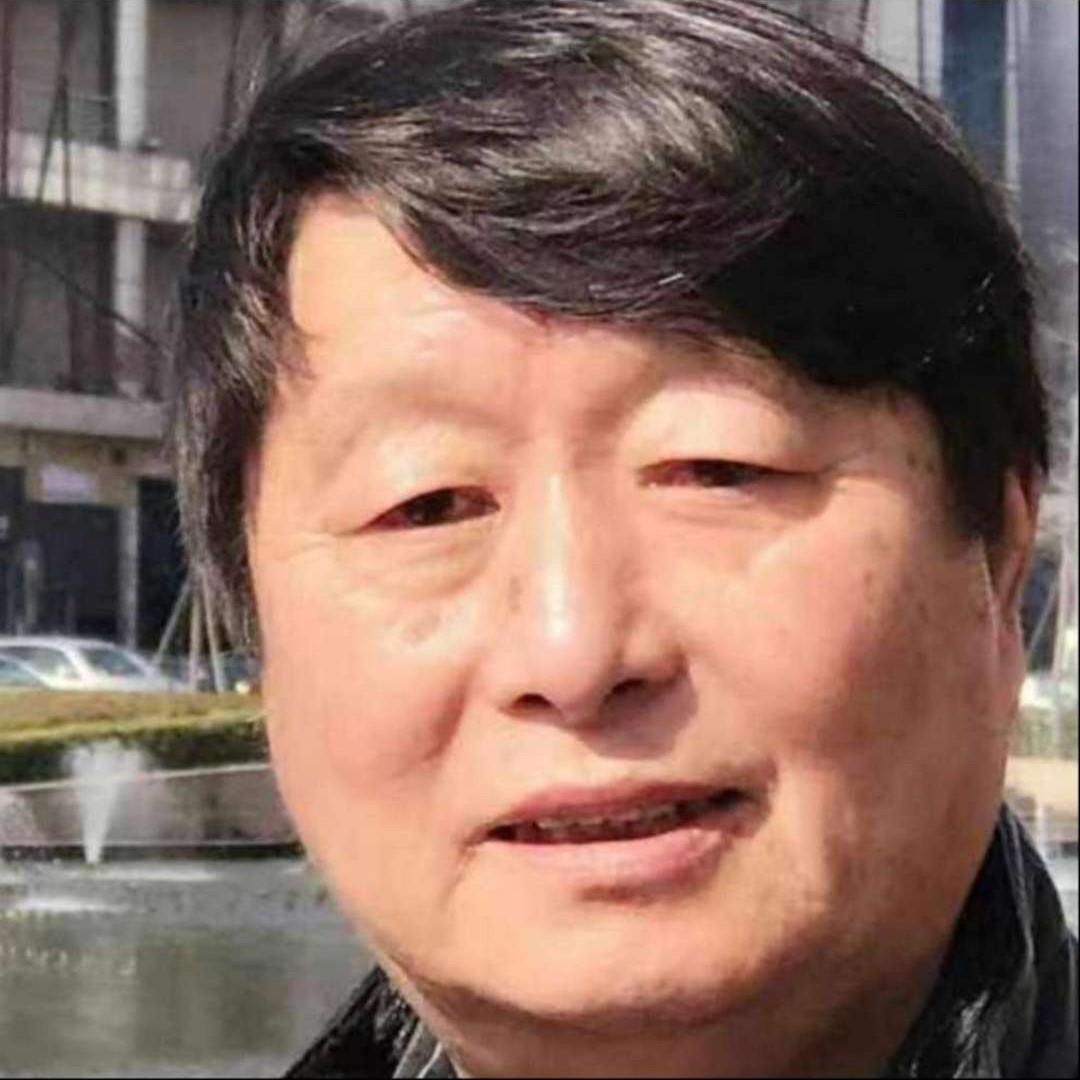 郑贤轮的照片