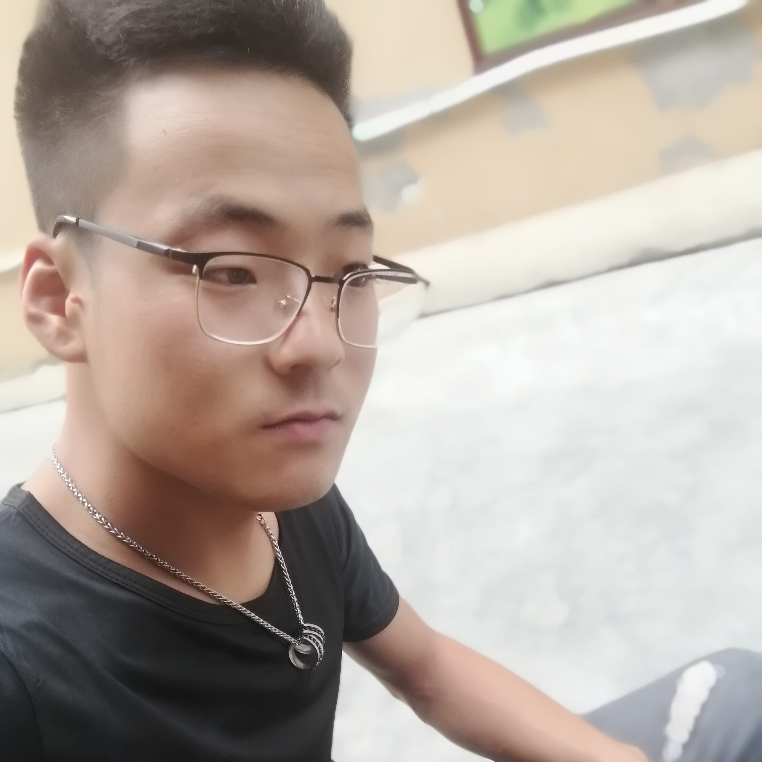 小笼包凝眸典雅的照片