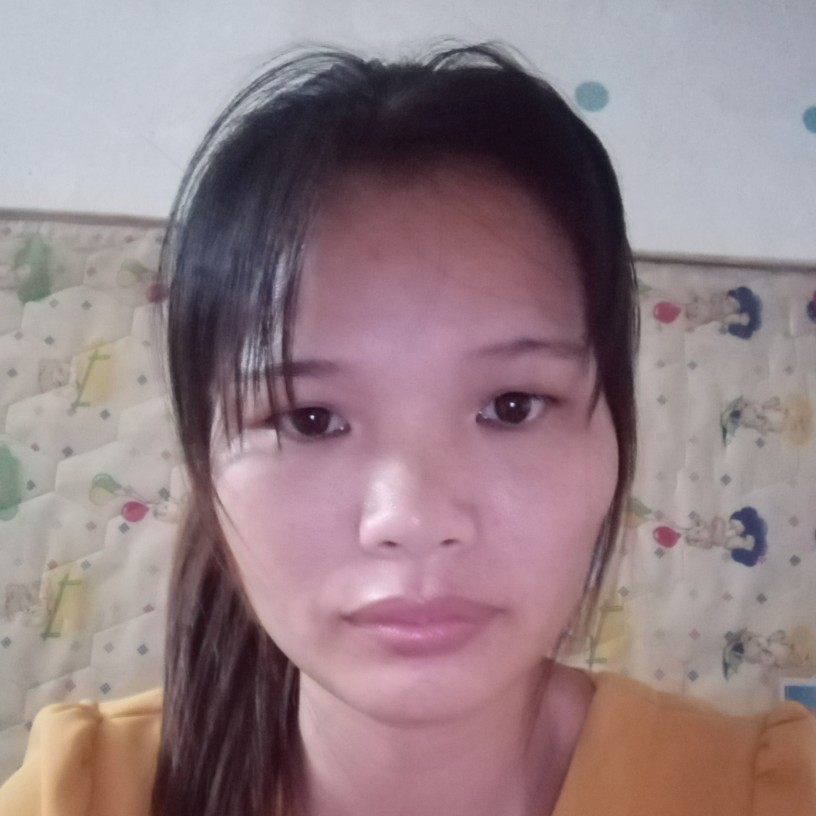 西装泪了兴奋的照片