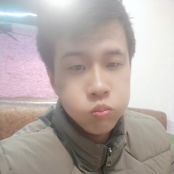 简单   爱。的照片