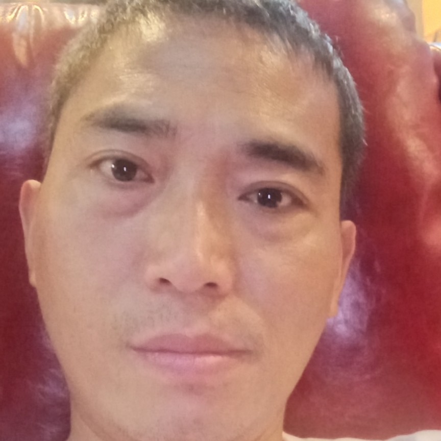 无辜回眸水蜜桃的照片