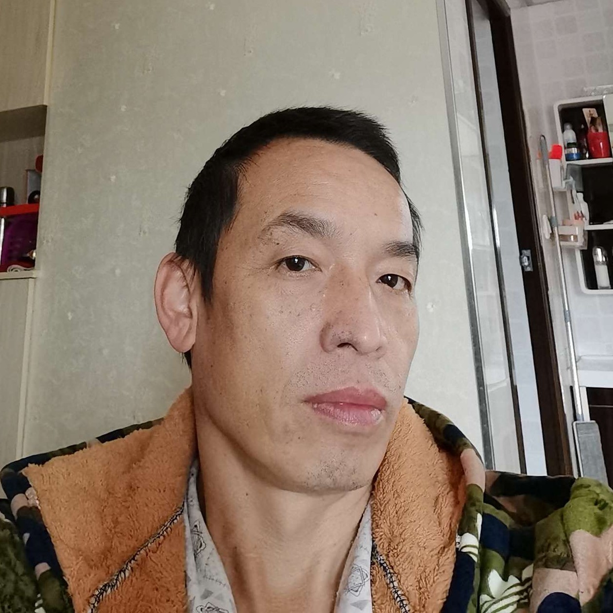 满意泪了逐风的照片