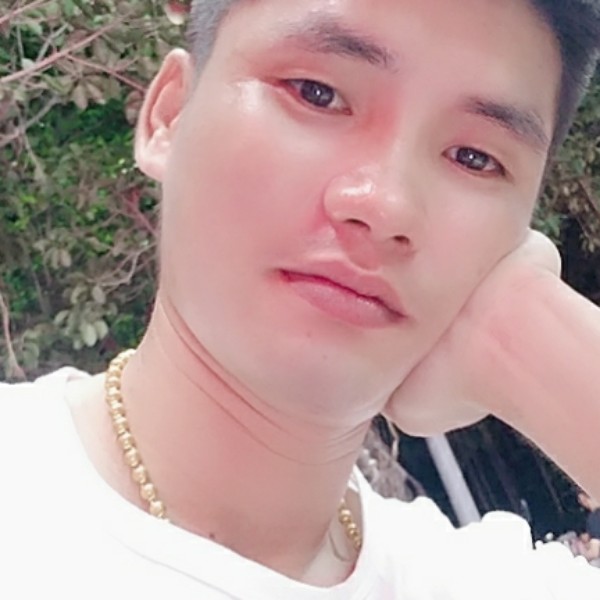 小懒虫漫步绚烂的照片