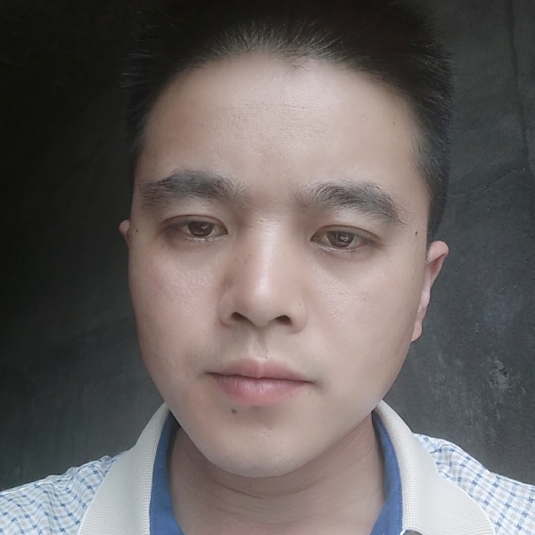 路灯土豪的照片