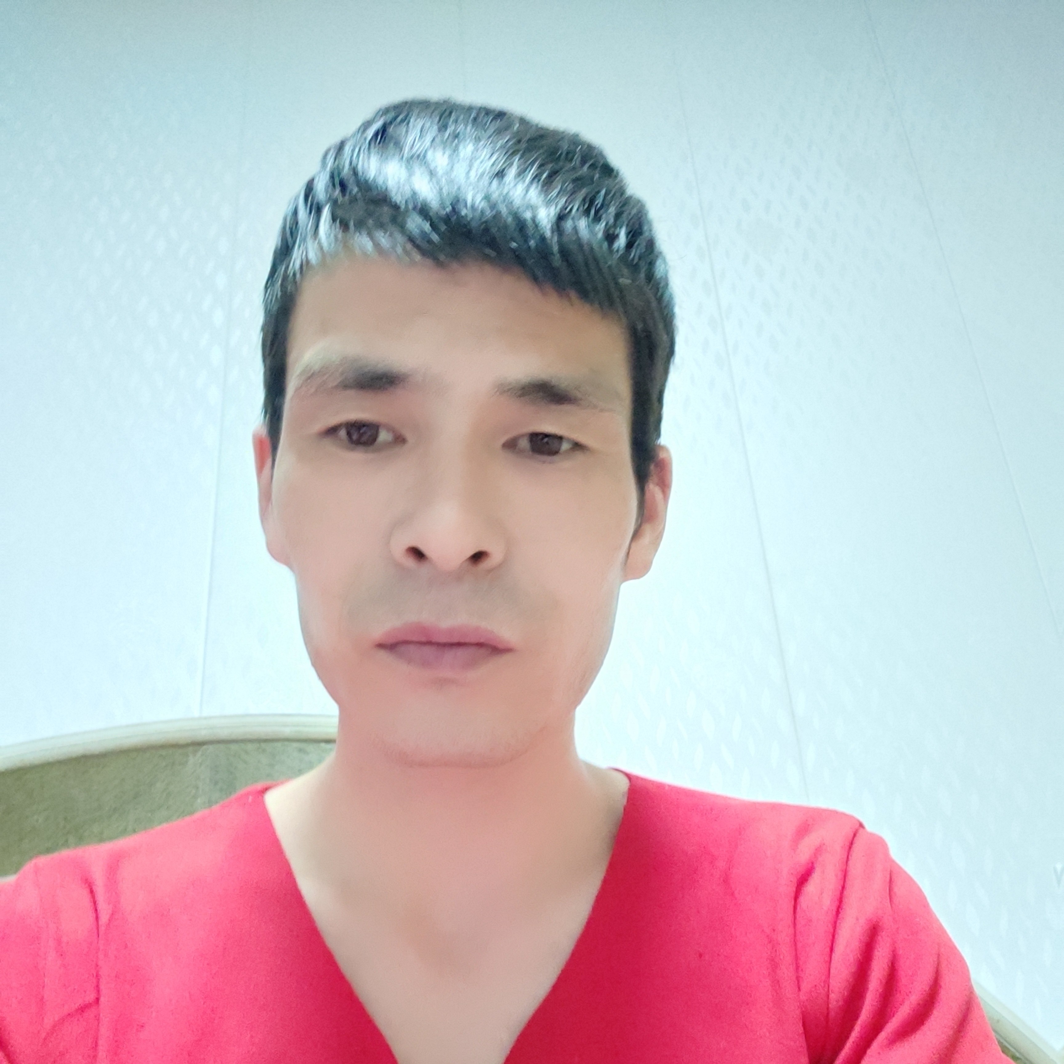 难过铃铛王凯的照片