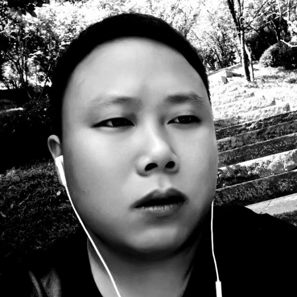青衫想人陪的照片