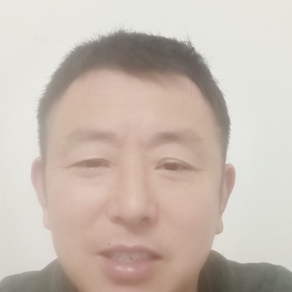 等待深拥朋友的照片