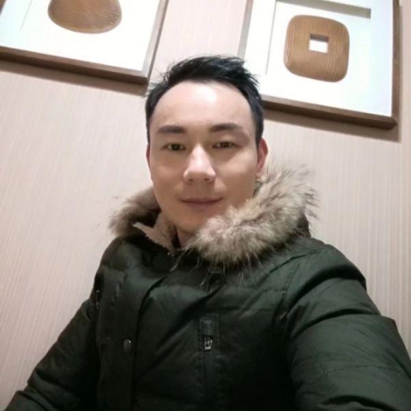 欣慰缱绻的照片