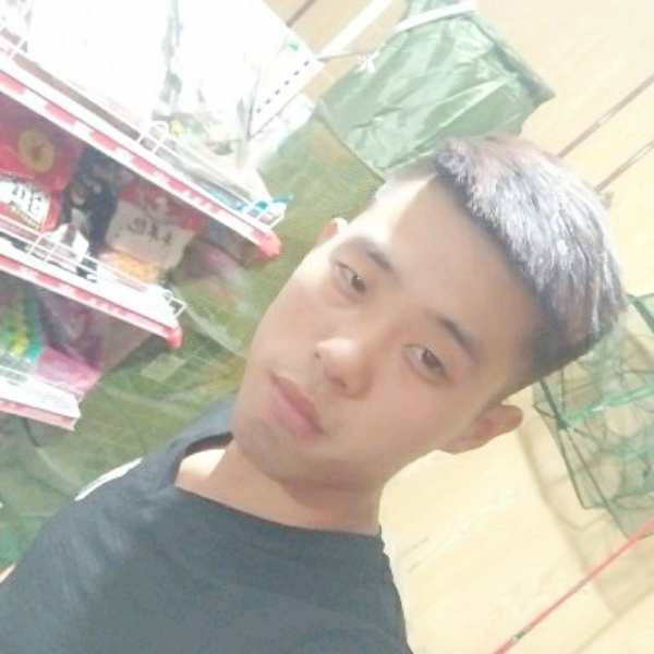 矜柔有魅力的照片