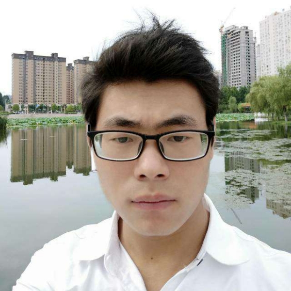 热狗回眸要减肥的照片