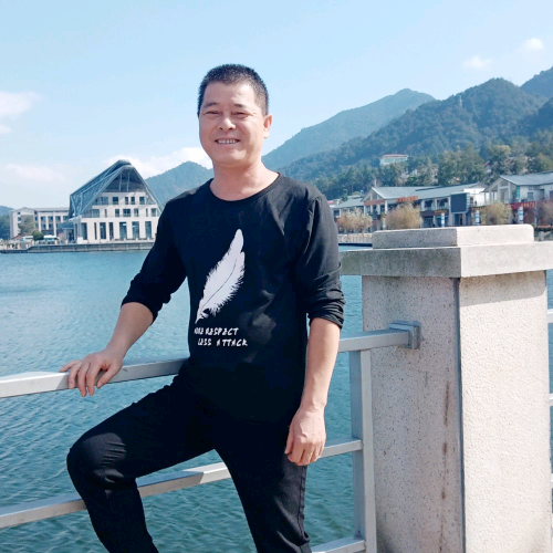 玩命钢笔的照片