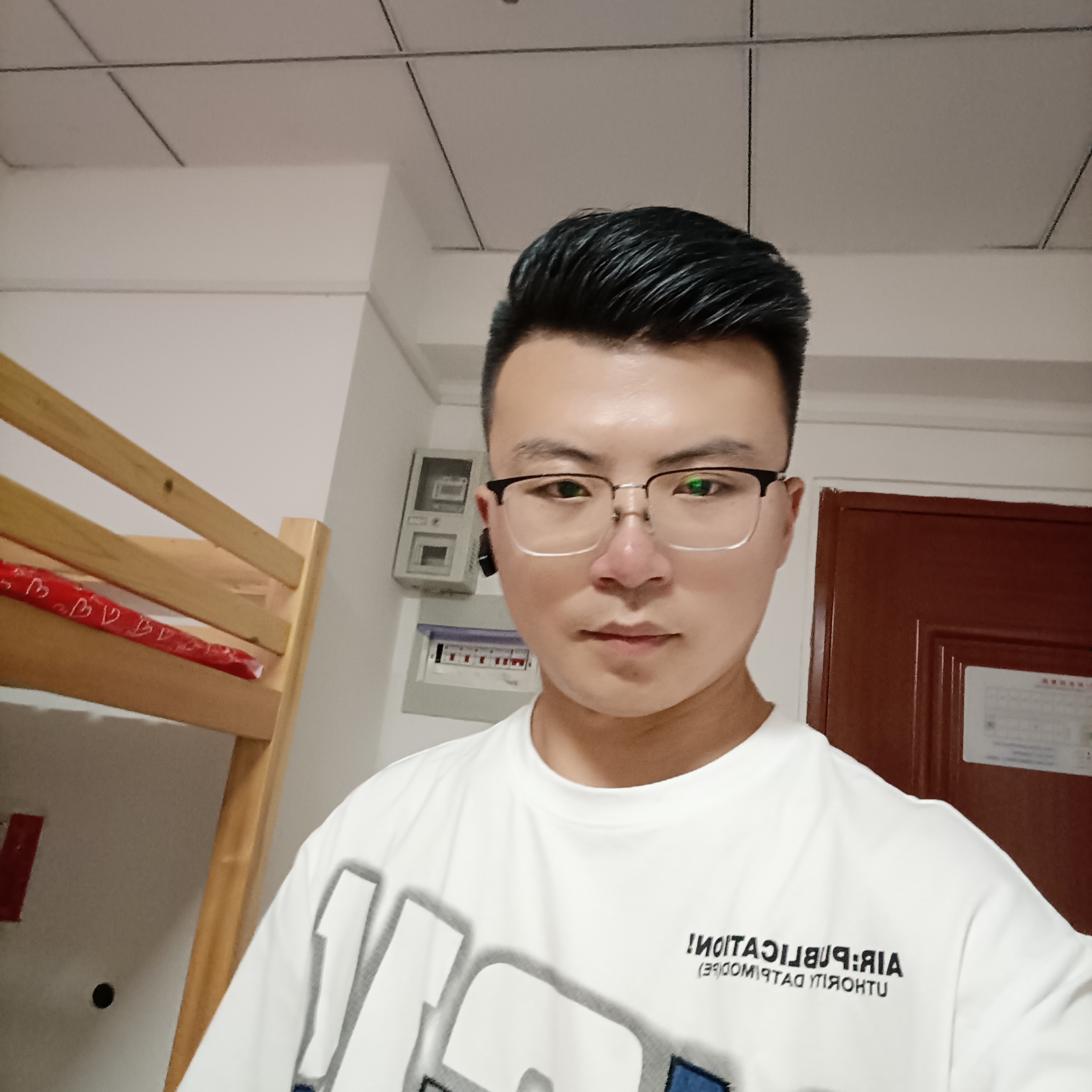 人生回首，勤劳的照片
