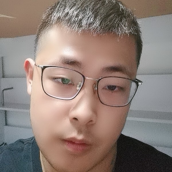 源稚生的照片
