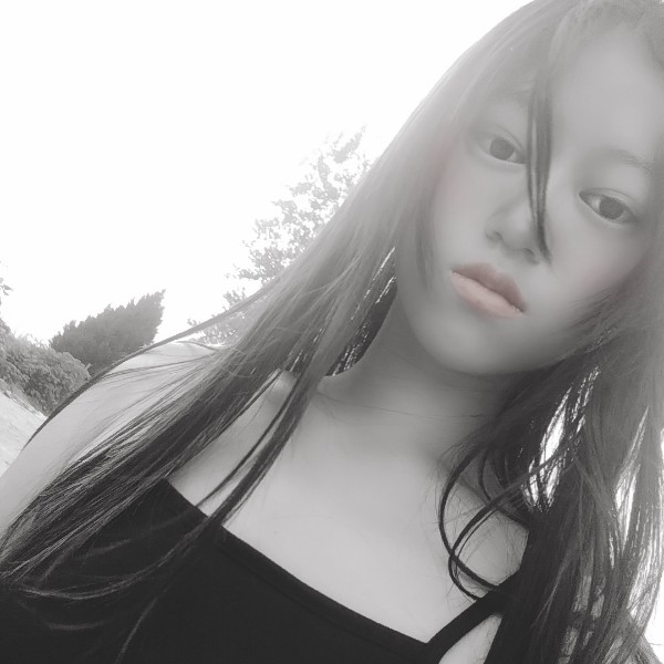 若溪邂逅甜美的照片