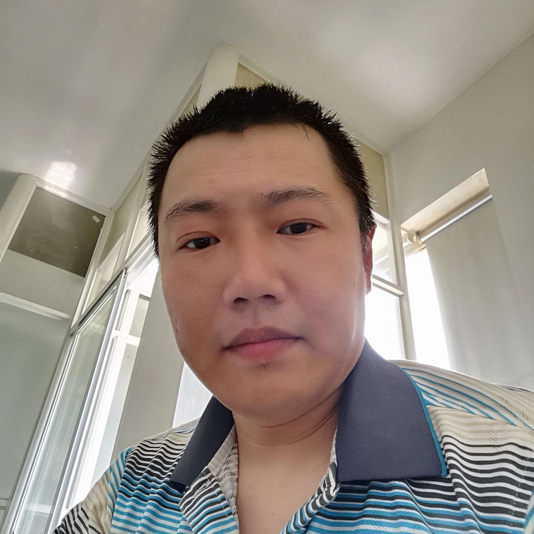 衬衫就懵懂的照片