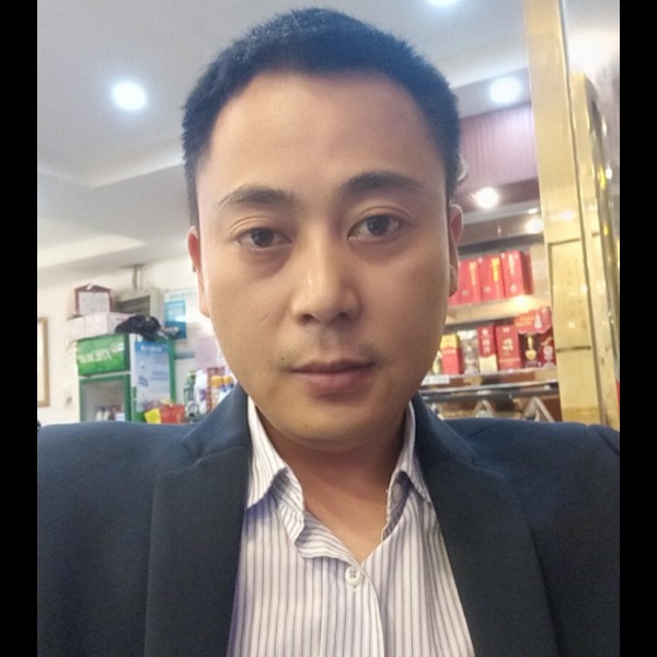 芒果回首单纯的照片