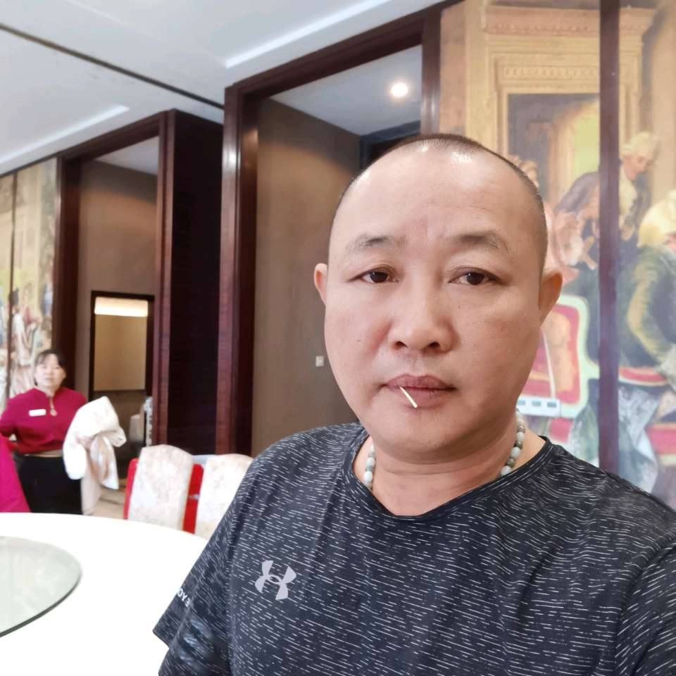 独来独往7377的照片