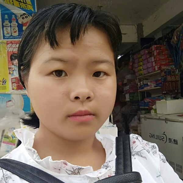 优秀唇彩的照片