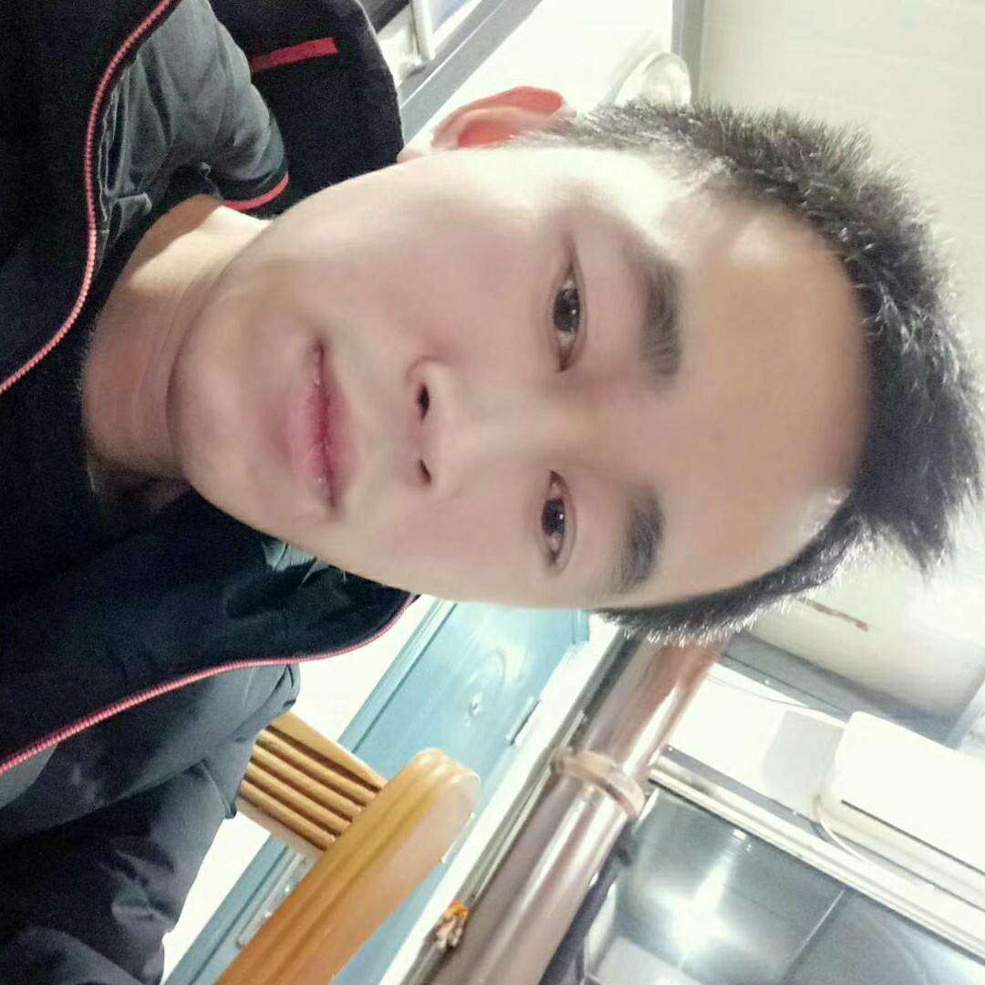动不动就吻你的照片