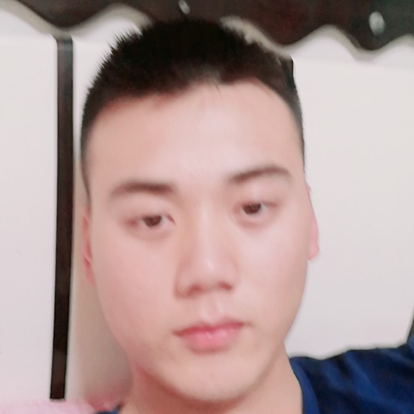 默默哦哦哦的照片