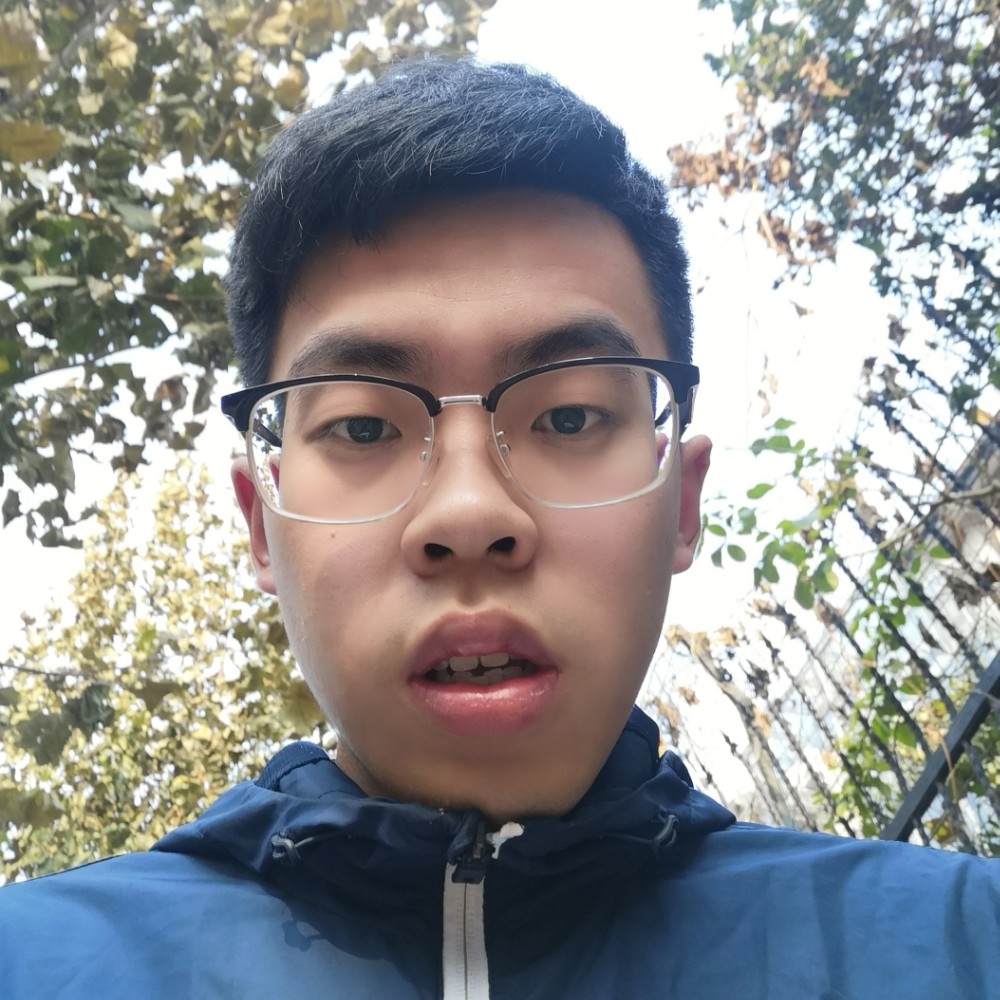 伶俐吃醋钢笔的照片