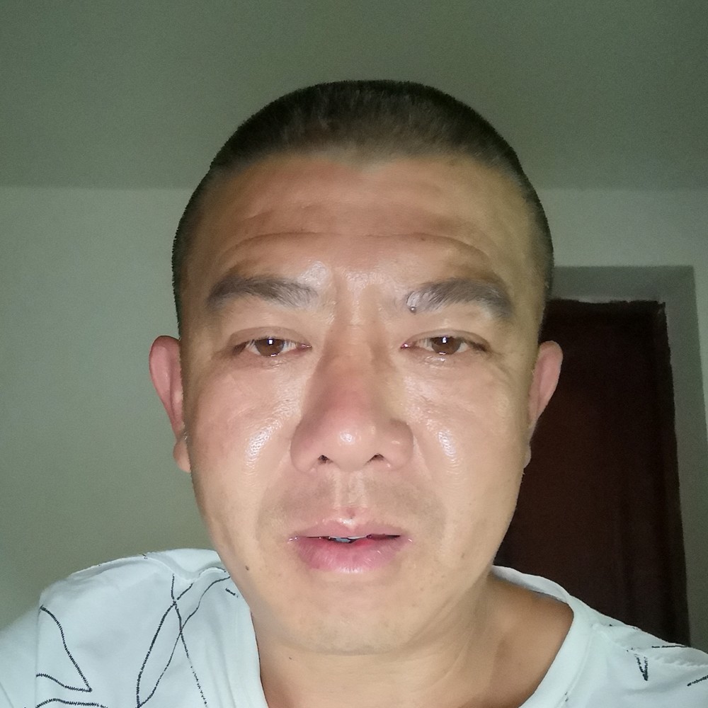 方盒方威武的照片