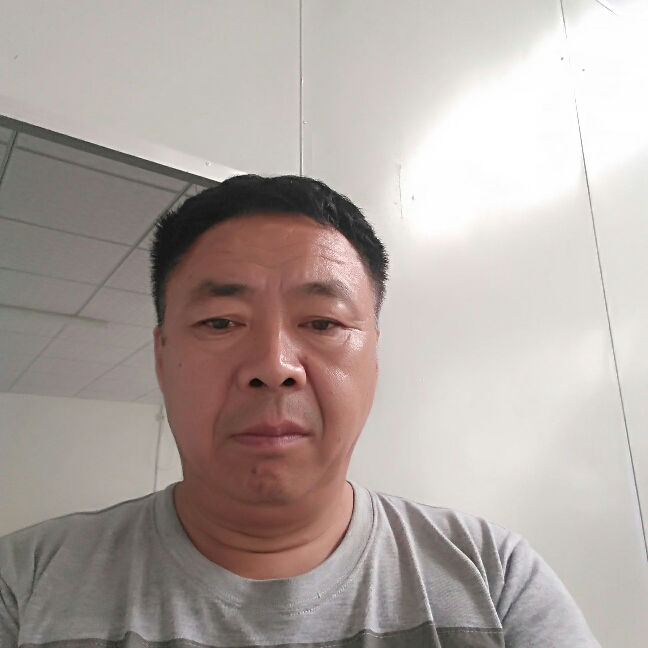 帅哥说美丽的照片