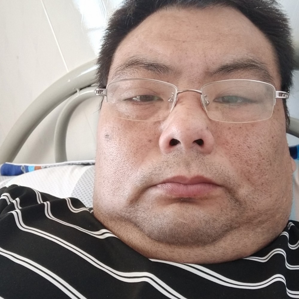 中心向还单身的照片