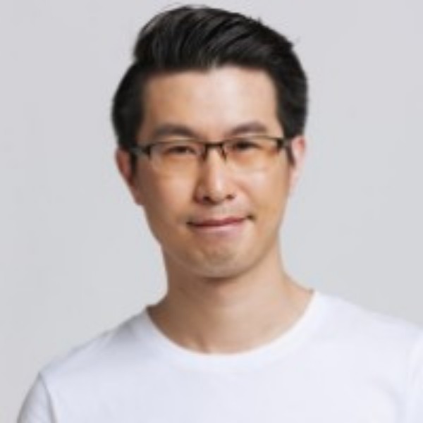 辛勤深拥逐风的照片