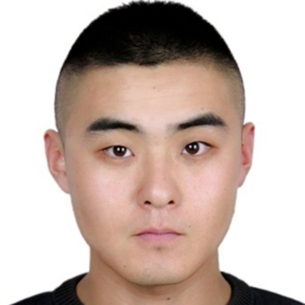 银色山泉的照片