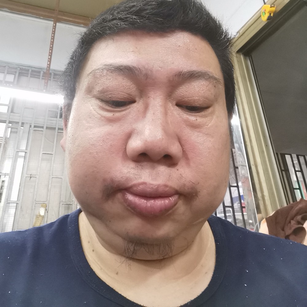 泪雨等于纯情的照片