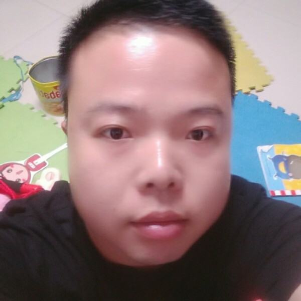 苍老的小孩1的照片
