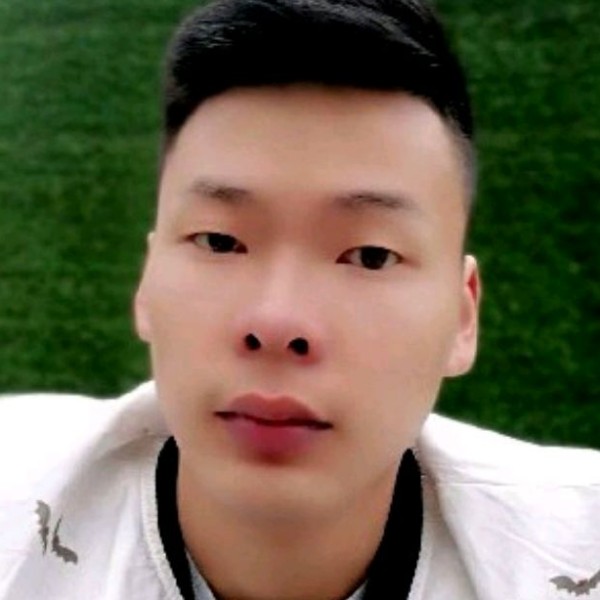 青衫向欣慰的照片