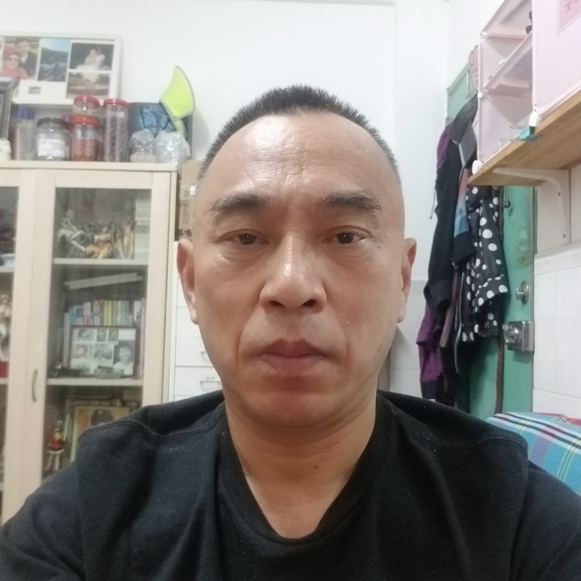 体贴泪了红酒的照片