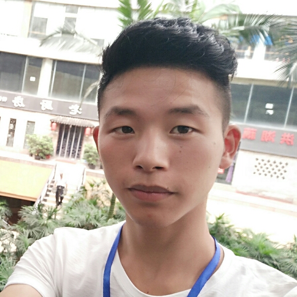 hello-小飞的照片