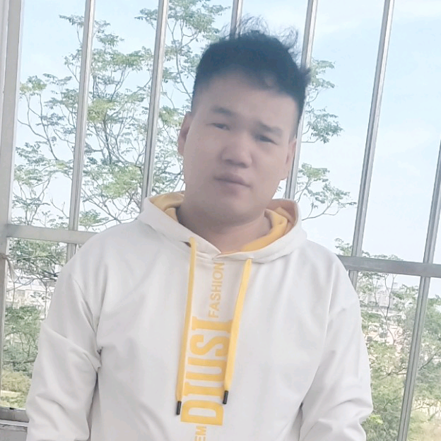 只粘花不惹草的照片