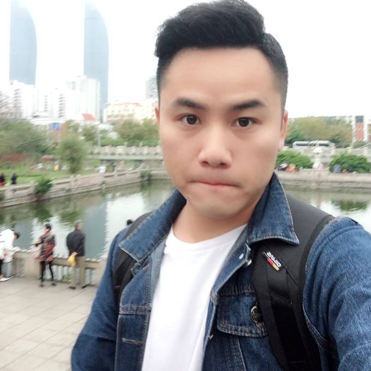 滚水捞冷饭的照片