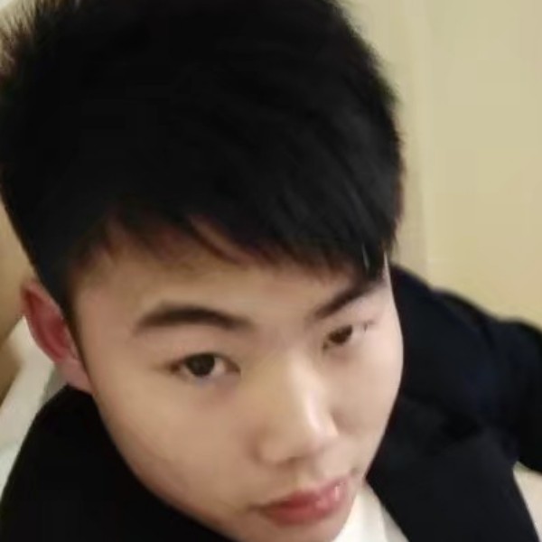 辛勤吃醋唇彩的照片