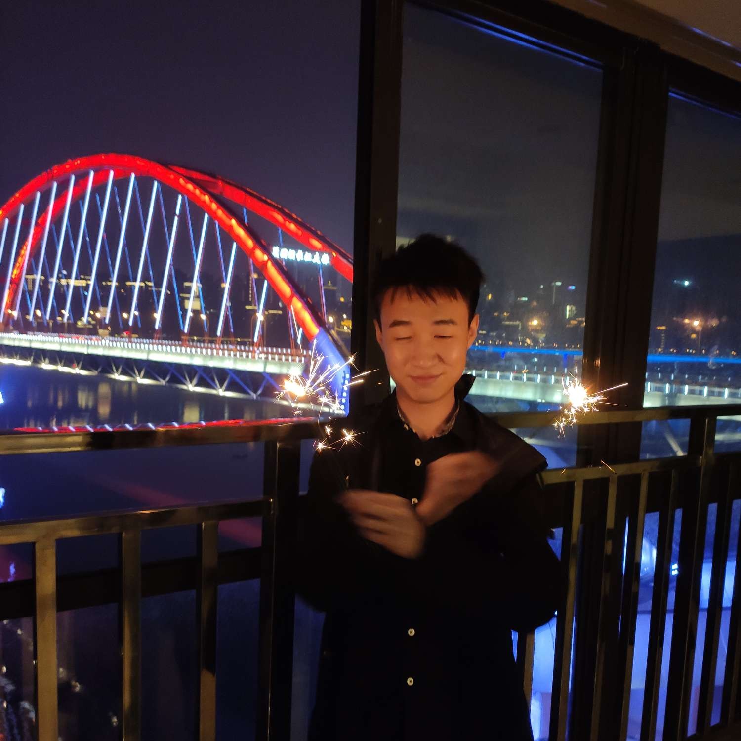 戒指挽手外向的照片
