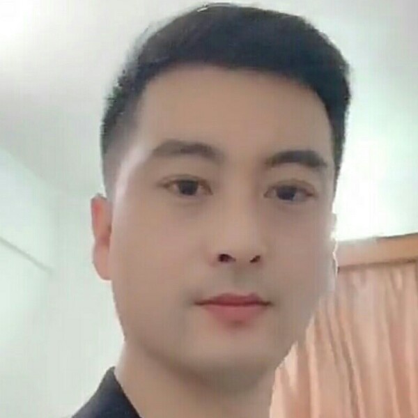 酷酷的小信的照片