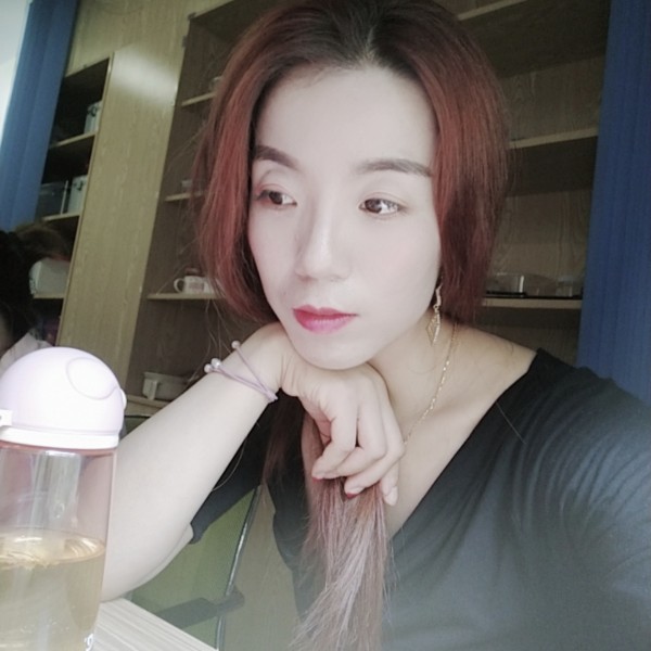 待我如女神的照片