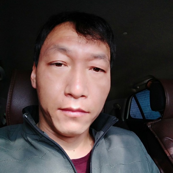 呆萌回眸毛巾的照片