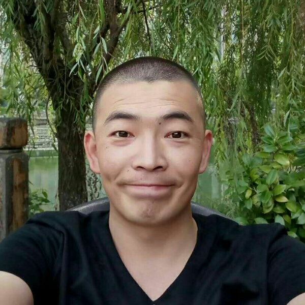 周小文♚的照片